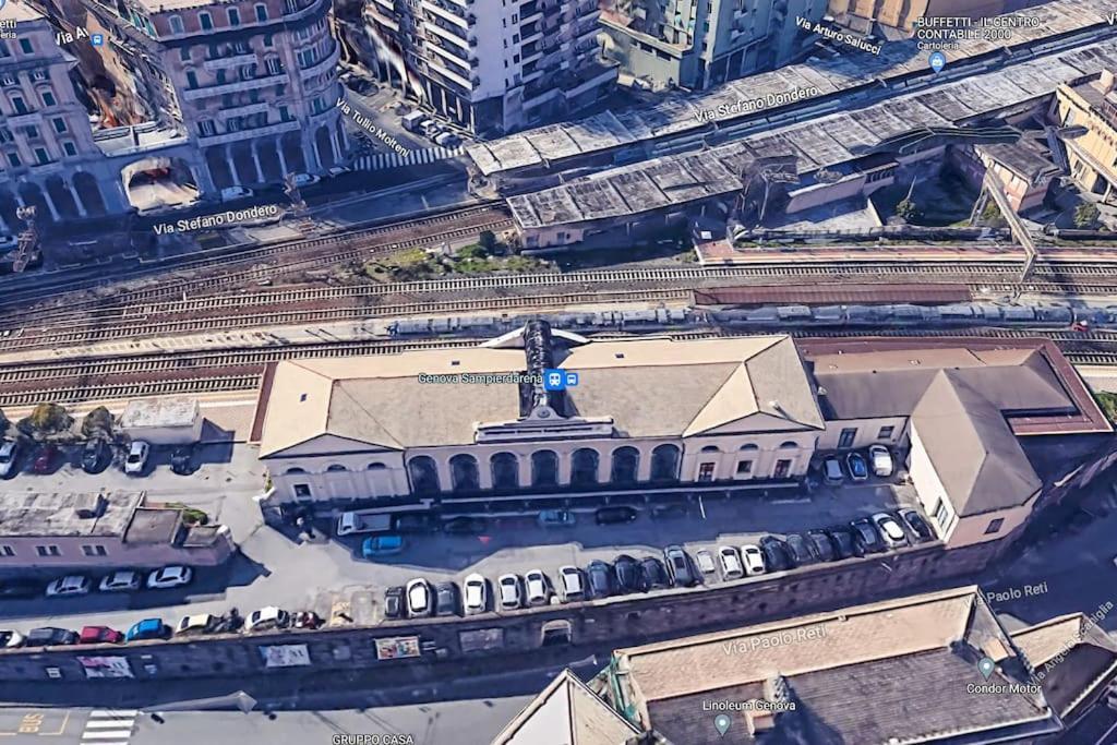 Appartamento Confortevole Genua Exteriör bild
