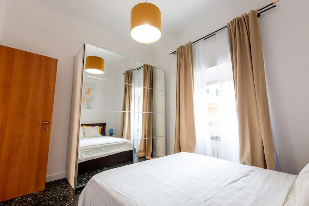 Appartamento Confortevole Genua Exteriör bild